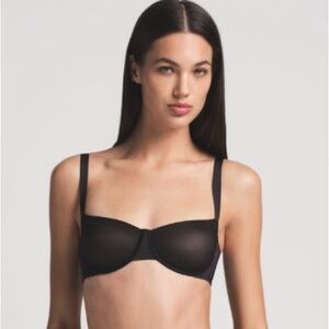 SKIMS Unlined Balconette Bra